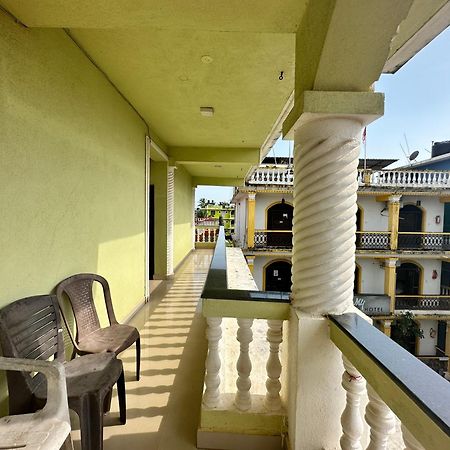 Hotel Salty Waves Baga Exterior foto